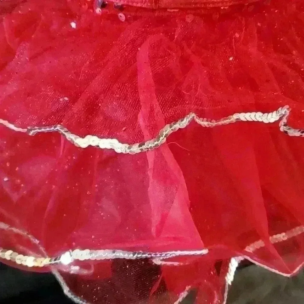 Red and silver one shoulder costume - Picture 3 of 4